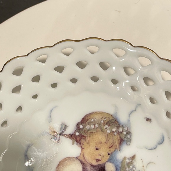 Vintage M.J. Hummel "Lilly of the Valley" Dish Small Reutter Porzellan Germany - Picture 4 of 6